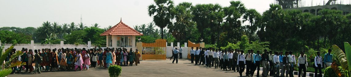 PSV students walking in the corridor