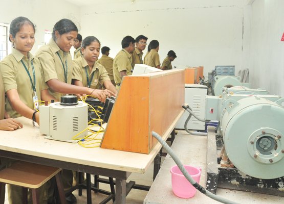 Students using the lab facility